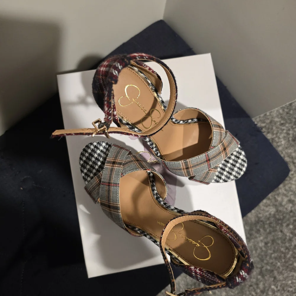 Jessica Simpson Plaid and Houndstooth Women's Heels - Picture 7 of 7